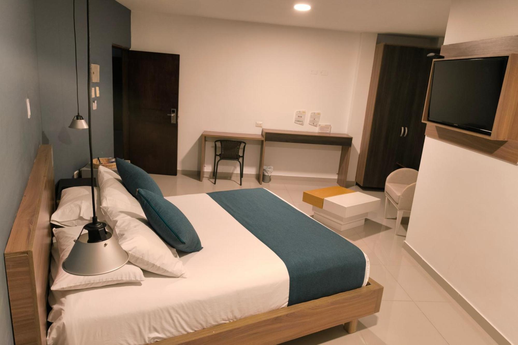 Hotel Quarta Avenida Montería Zewnętrze zdjęcie